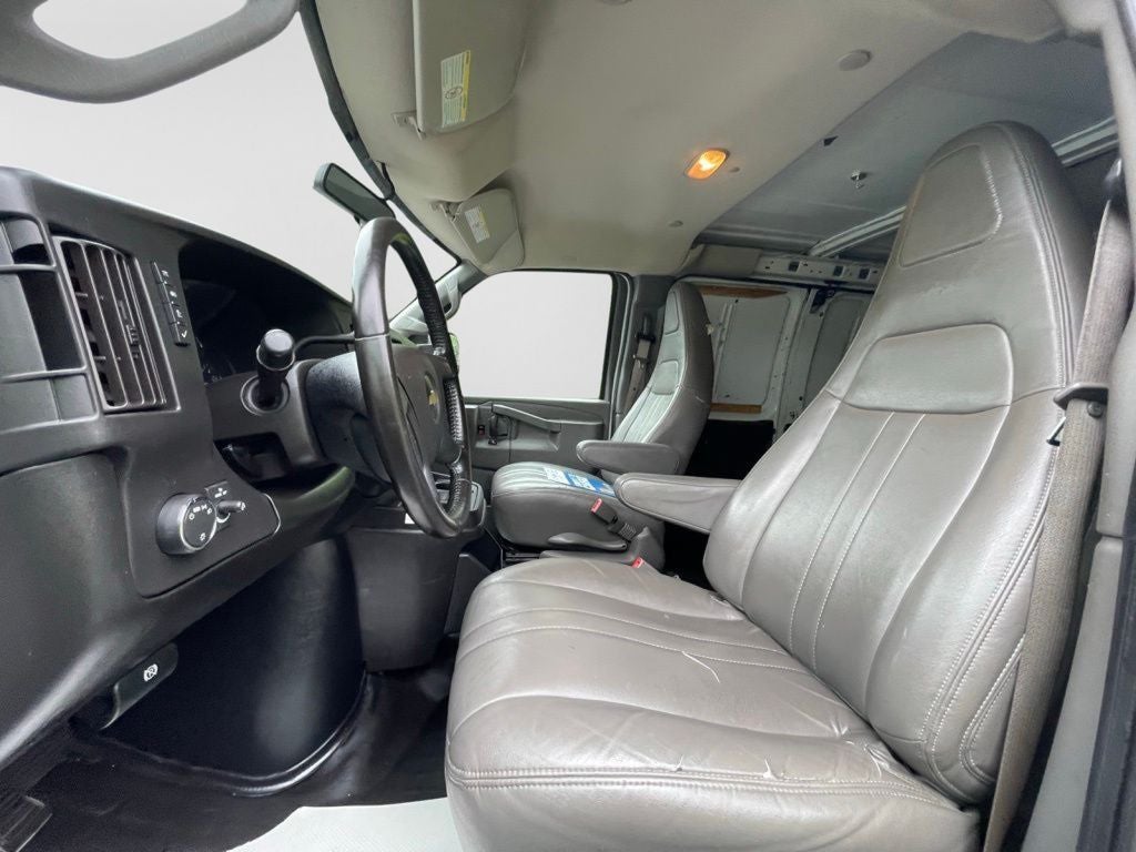 2021 Chevrolet Express 3500 Work Van Cargo