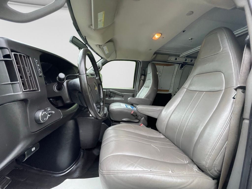 2021 Chevrolet Express 3500 Work Van Cargo