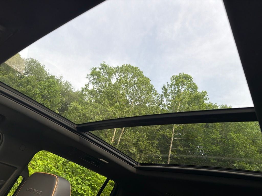 2023 GMC Yukon XL AT4