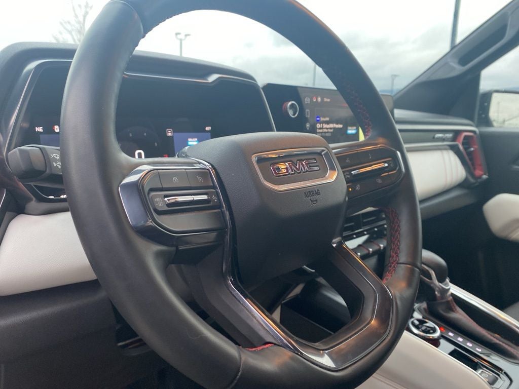 2023 GMC Canyon 4WD Crew Cab Short Box AT4X