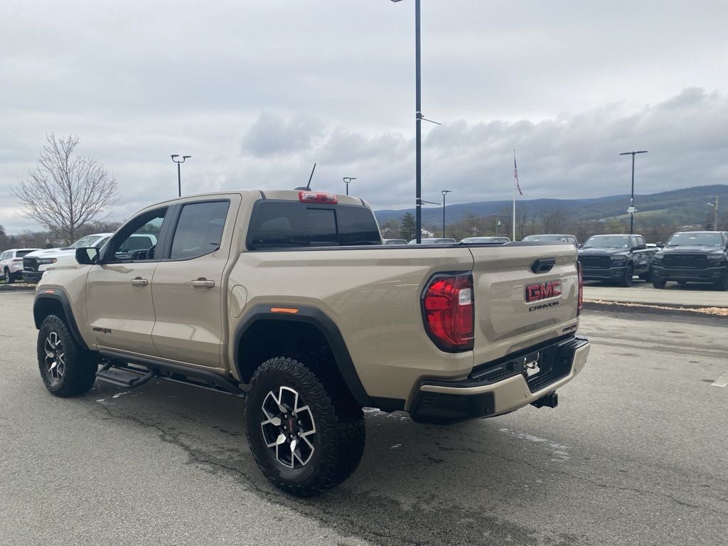 2023 GMC Canyon 4WD Crew Cab Short Box AT4X
