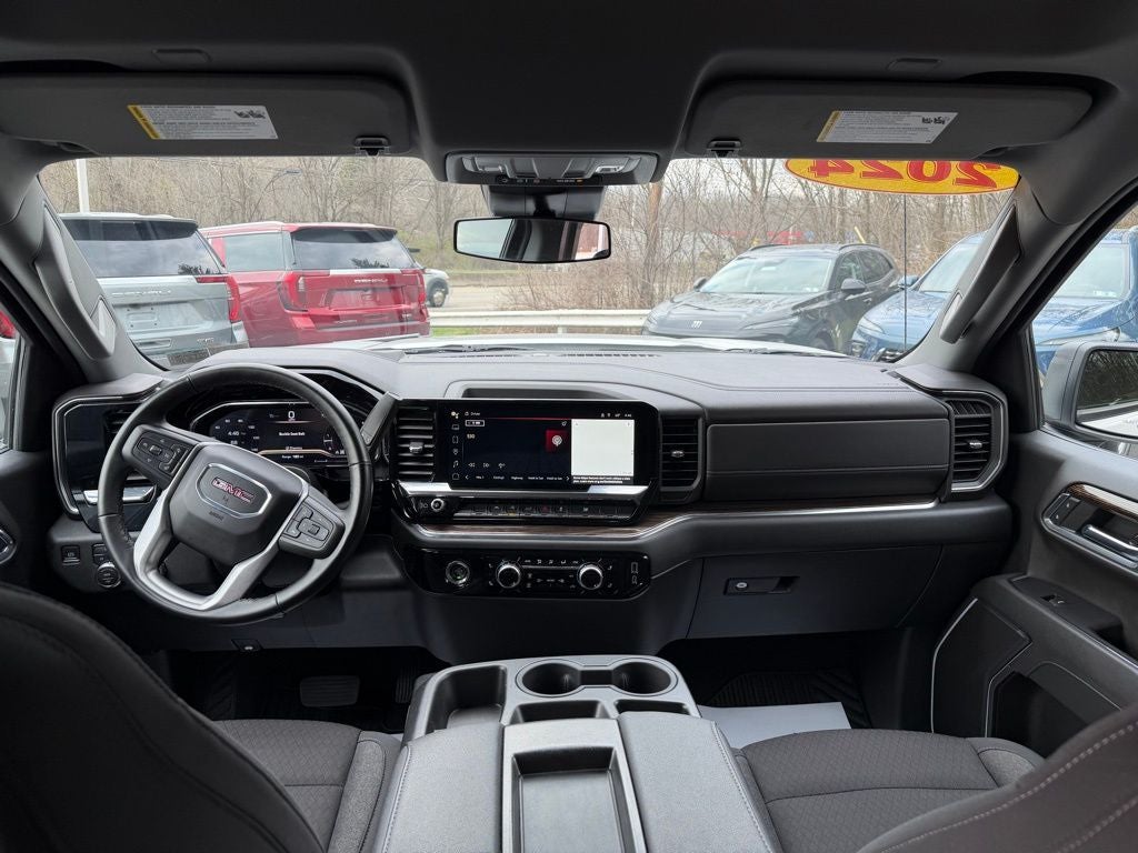 2024 GMC Sierra 1500 Elevation
