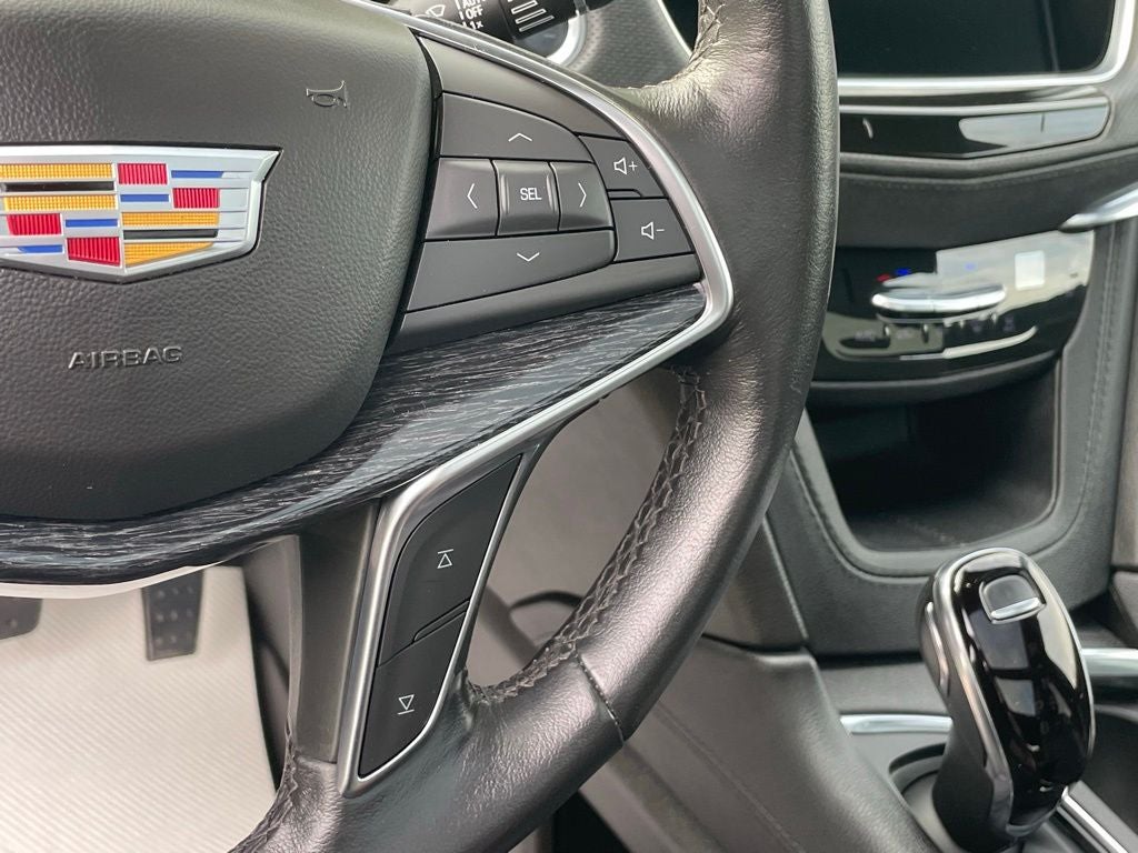 2023 Cadillac XT5 Premium Luxury