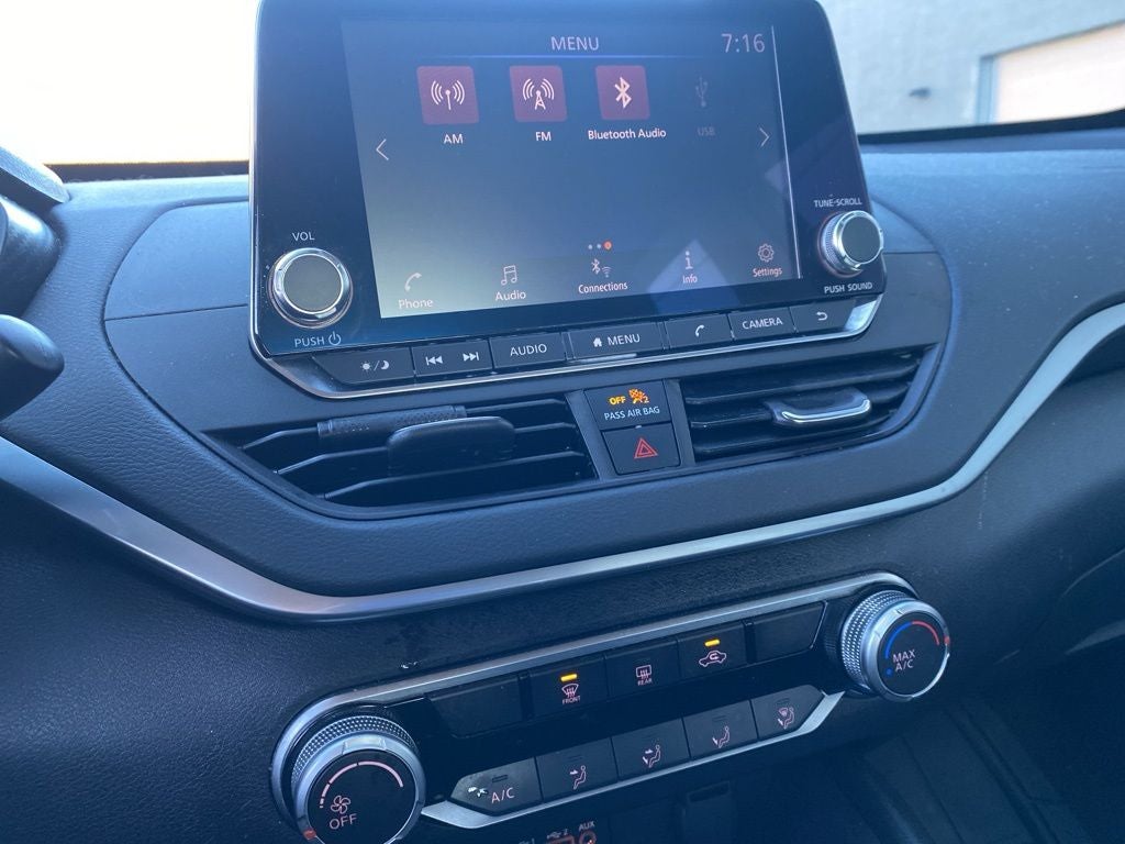 2022 Nissan Altima SV FWD