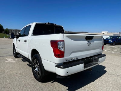 2024 Nissan Titan SV