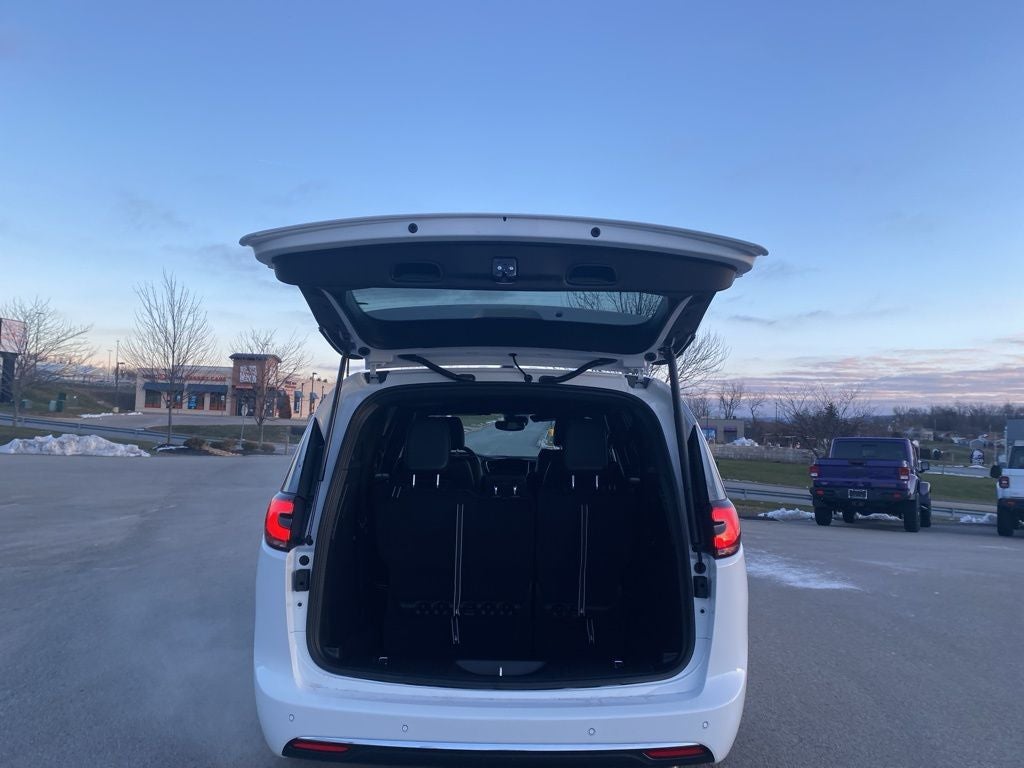 2026 Chrysler Pacifica PACIFICA SELECT