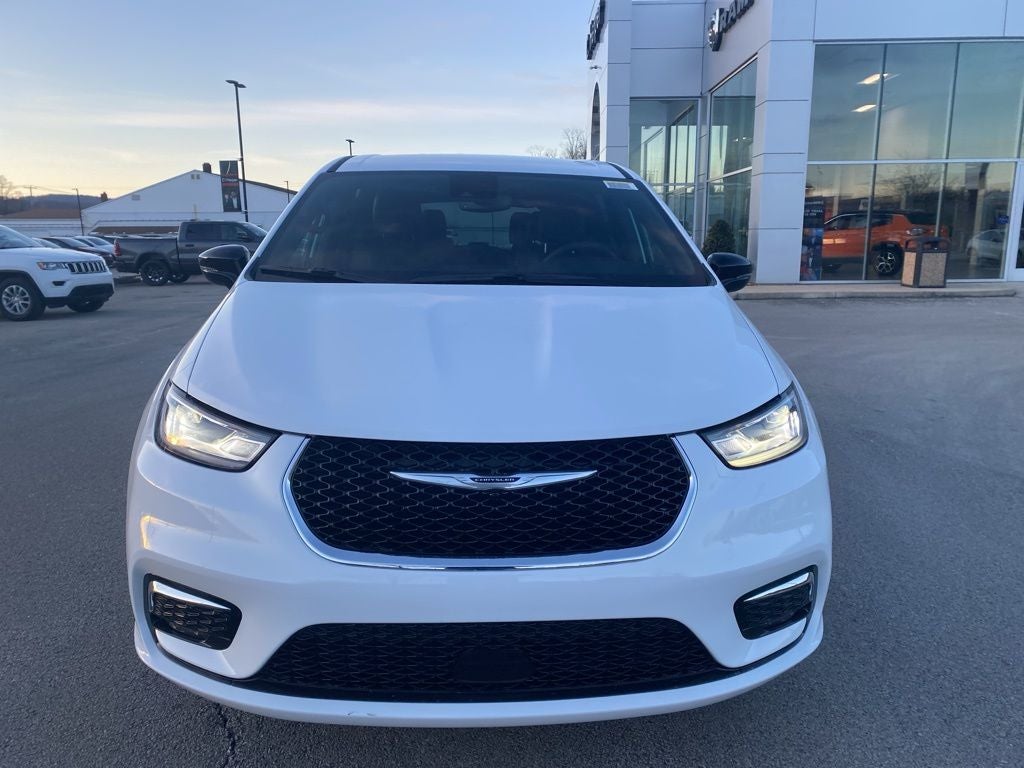 2026 Chrysler Pacifica PACIFICA SELECT