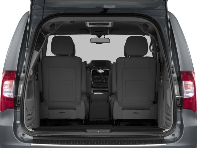 2016 Chrysler Town & Country Touring-L