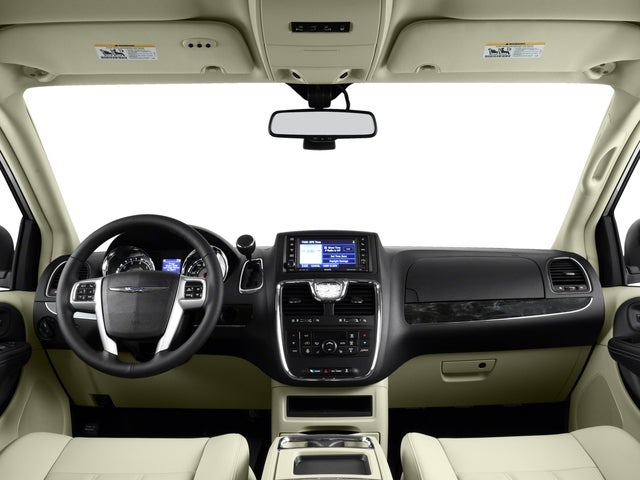 2016 Chrysler Town & Country Touring-L