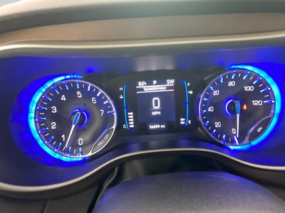 2023 Chrysler Voyager LX