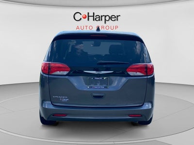 2023 Chrysler Voyager LX