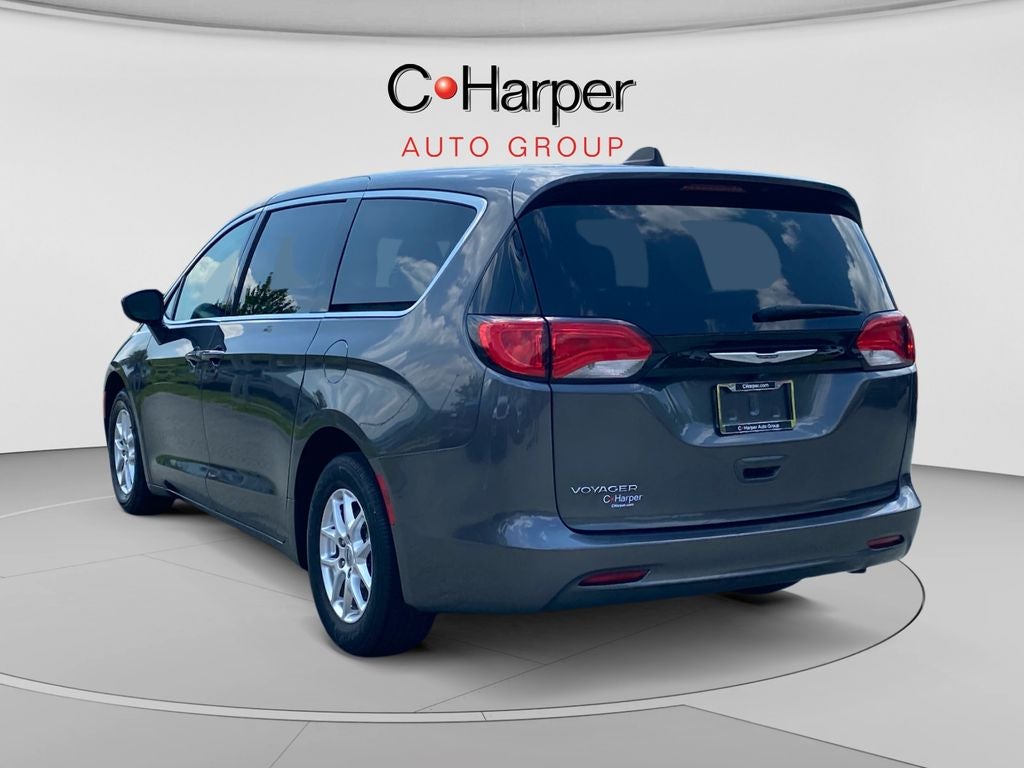 2023 Chrysler Voyager LX