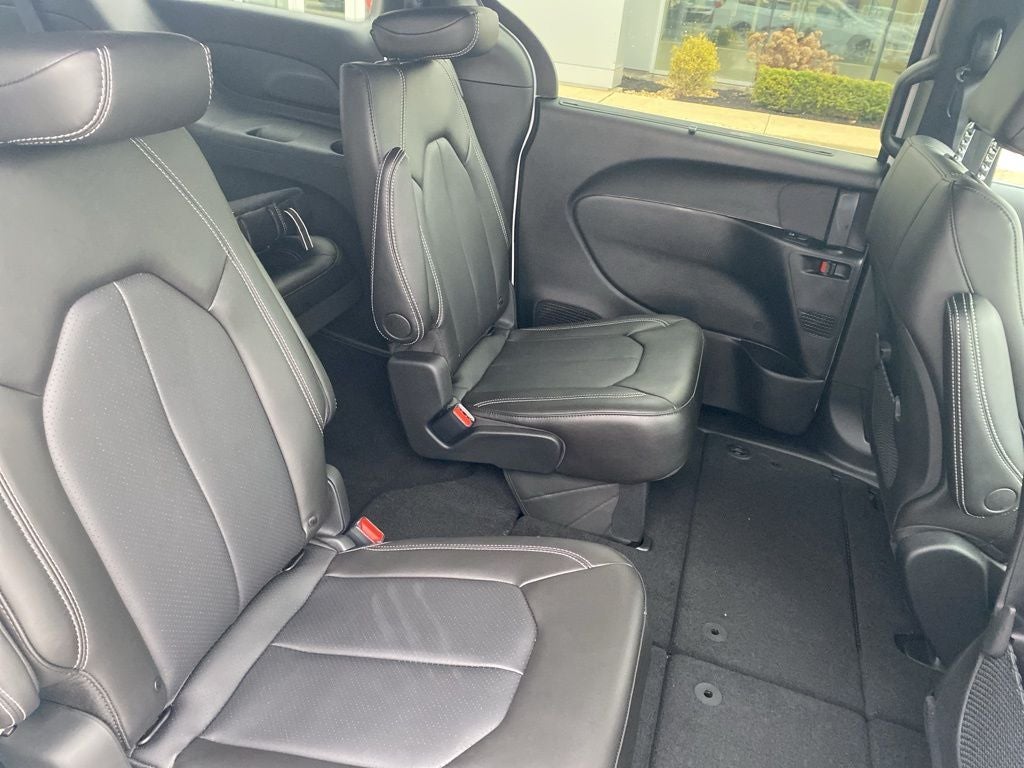 2026 Chrysler Voyager VOYAGER LX