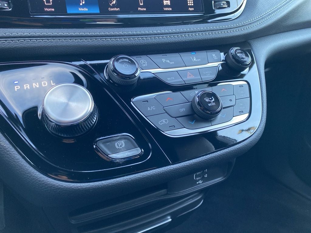 2026 Chrysler Pacifica PACIFICA SELECT AWD