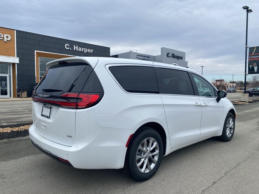 2026 Chrysler Pacifica PACIFICA SELECT AWD