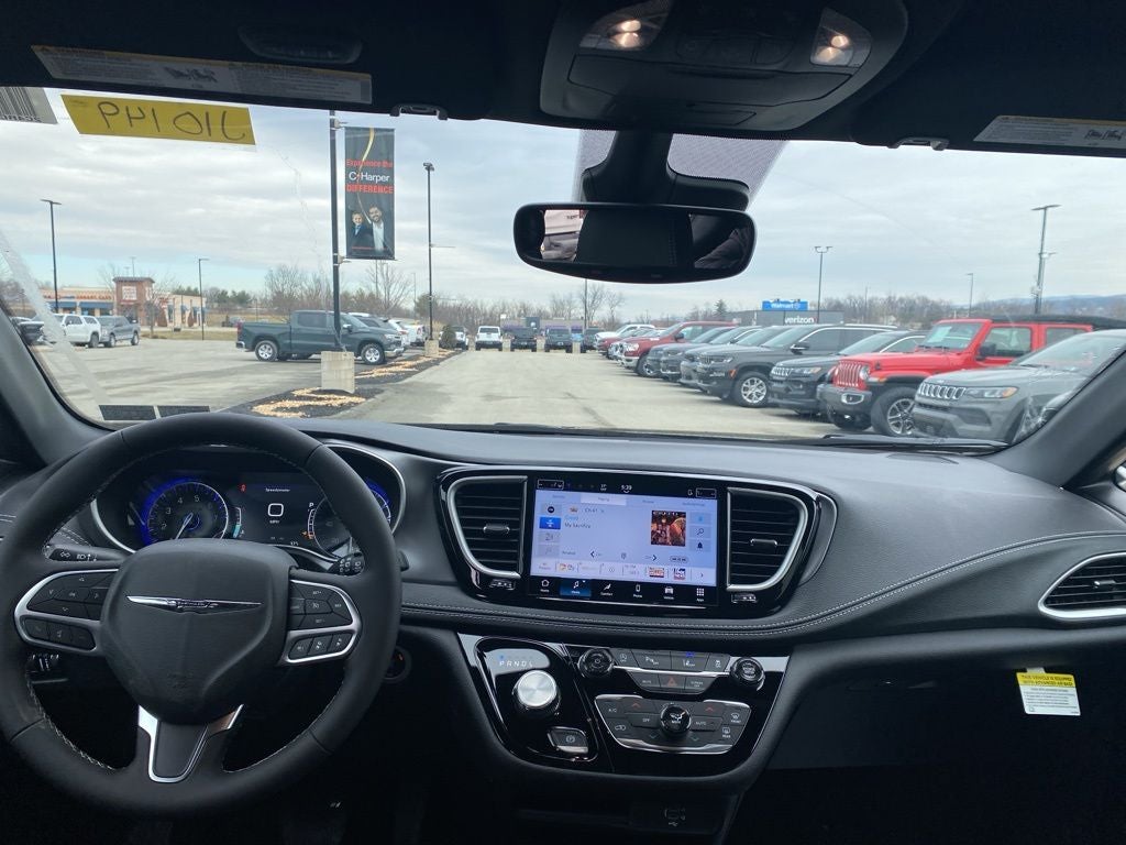 2026 Chrysler Pacifica PACIFICA SELECT AWD