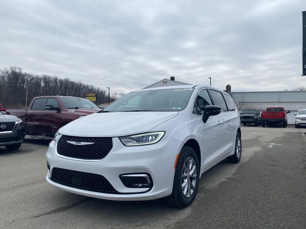 2026 Chrysler Pacifica PACIFICA SELECT AWD