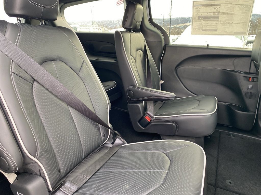 2026 Chrysler Pacifica PACIFICA LIMITED AWD