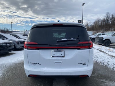 2026 Chrysler Pacifica PACIFICA LIMITED AWD