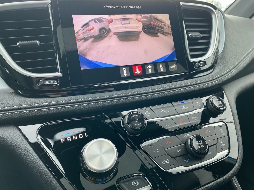 2026 Chrysler Pacifica PACIFICA LIMITED AWD