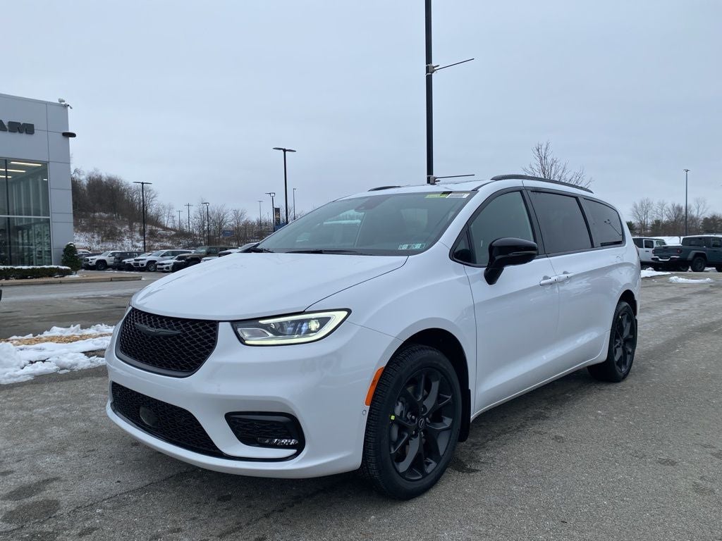 2026 Chrysler Pacifica PACIFICA LIMITED AWD