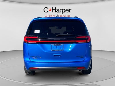 2027 Chrysler Pacifica Limited