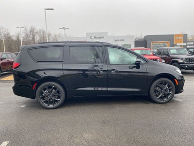 2026 Chrysler Pacifica Limited