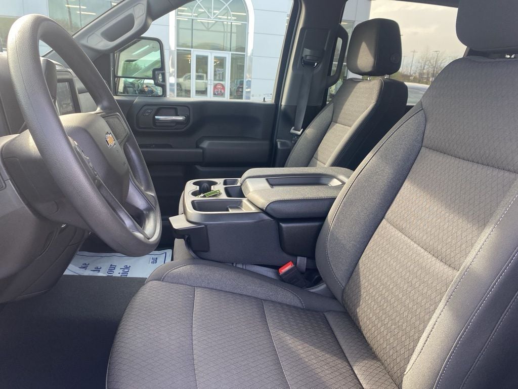 2024 Chevrolet Silverado 2500HD Custom