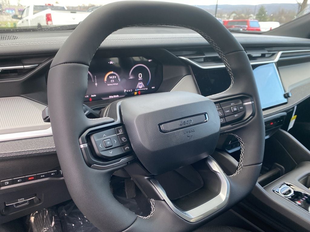 2026 Jeep Cherokee CHEROKEE LAREDO 4X4