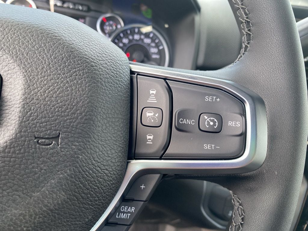 2026 RAM 3500 RAM 3500 BIG HORN CREW CAB 4X4 6'4' BOX