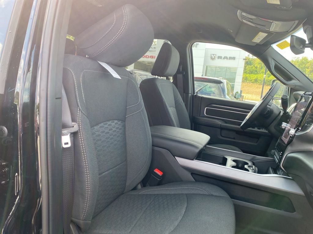 2026 RAM 3500 RAM 3500 BIG HORN CREW CAB 4X4 6'4' BOX