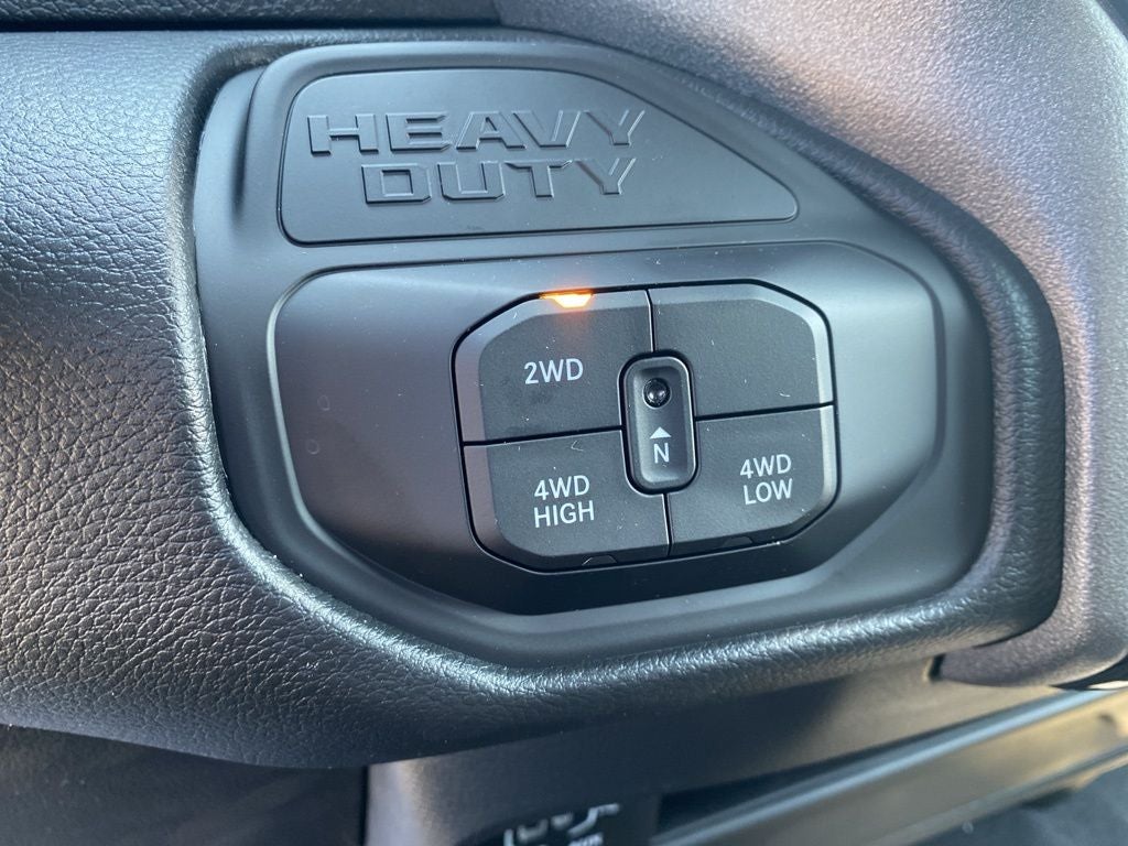 2025 RAM 2500 RAM 2500 TRADESMAN CREW CAB 4X4 6'4' BOX