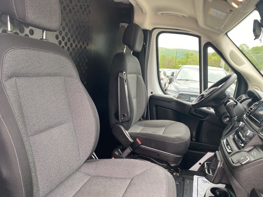 2025 RAM ProMaster 2500 Base