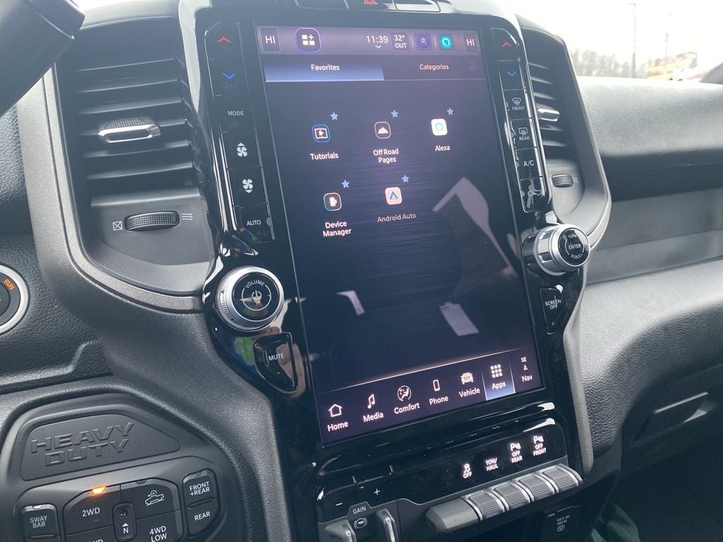 2026 RAM 2500 RAM 2500 TRADESMAN CREW CAB 4X4 6'4' BOX