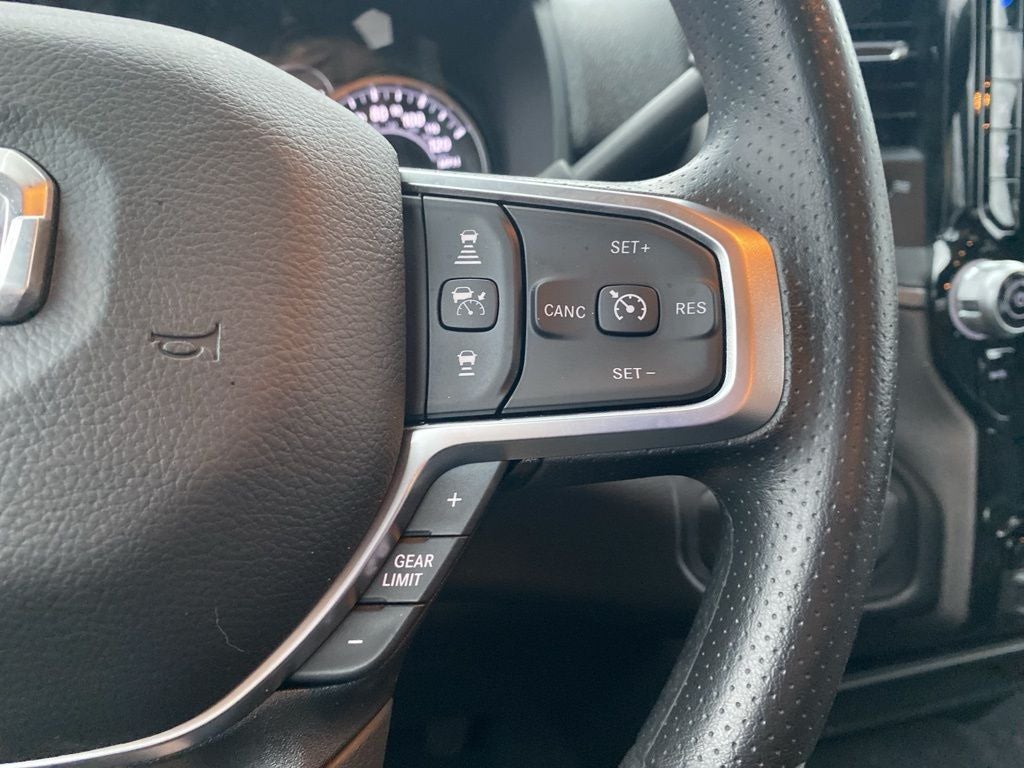 2026 RAM 2500 RAM 2500 TRADESMAN CREW CAB 4X4 6'4' BOX