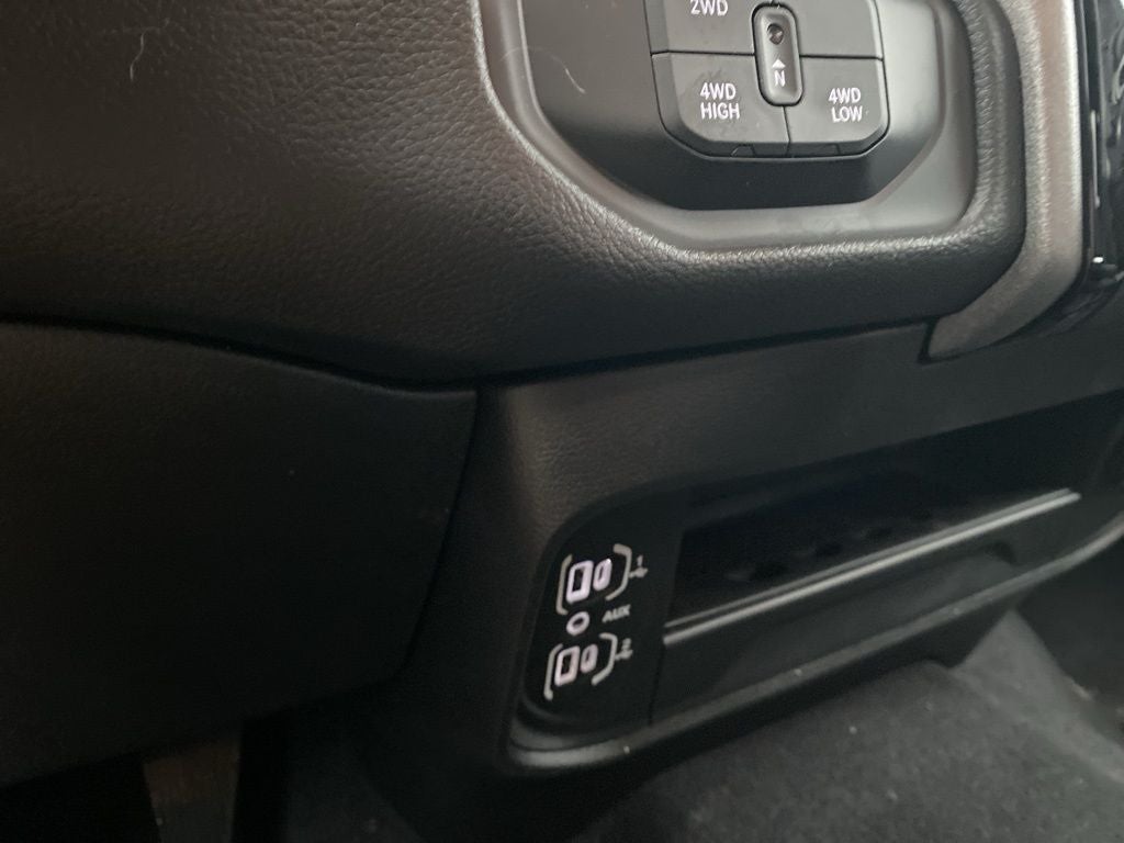 2026 RAM 2500 RAM 2500 TRADESMAN CREW CAB 4X4 6'4' BOX