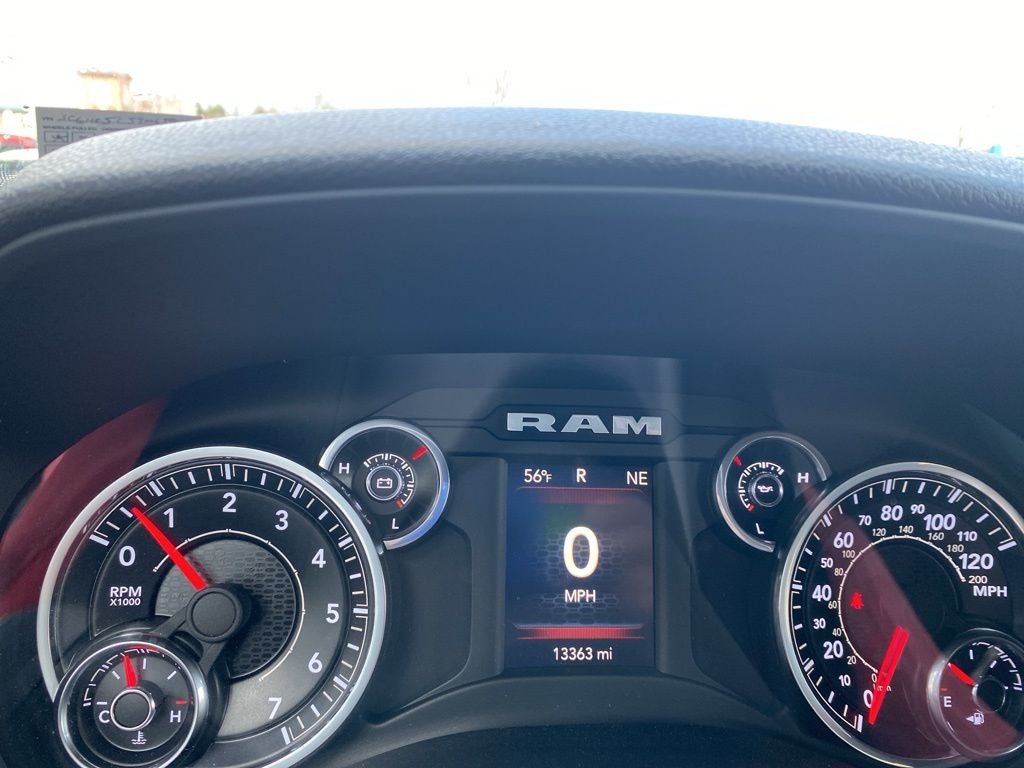 2021 RAM 2500 Tradesman Crew Cab 4x4 6'4' Box