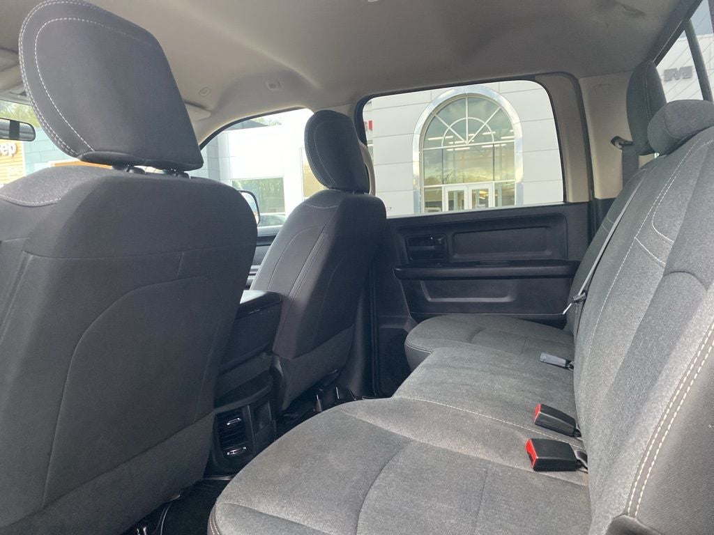 2020 RAM 2500 Tradesman Crew Cab 4x4 6'4' Box