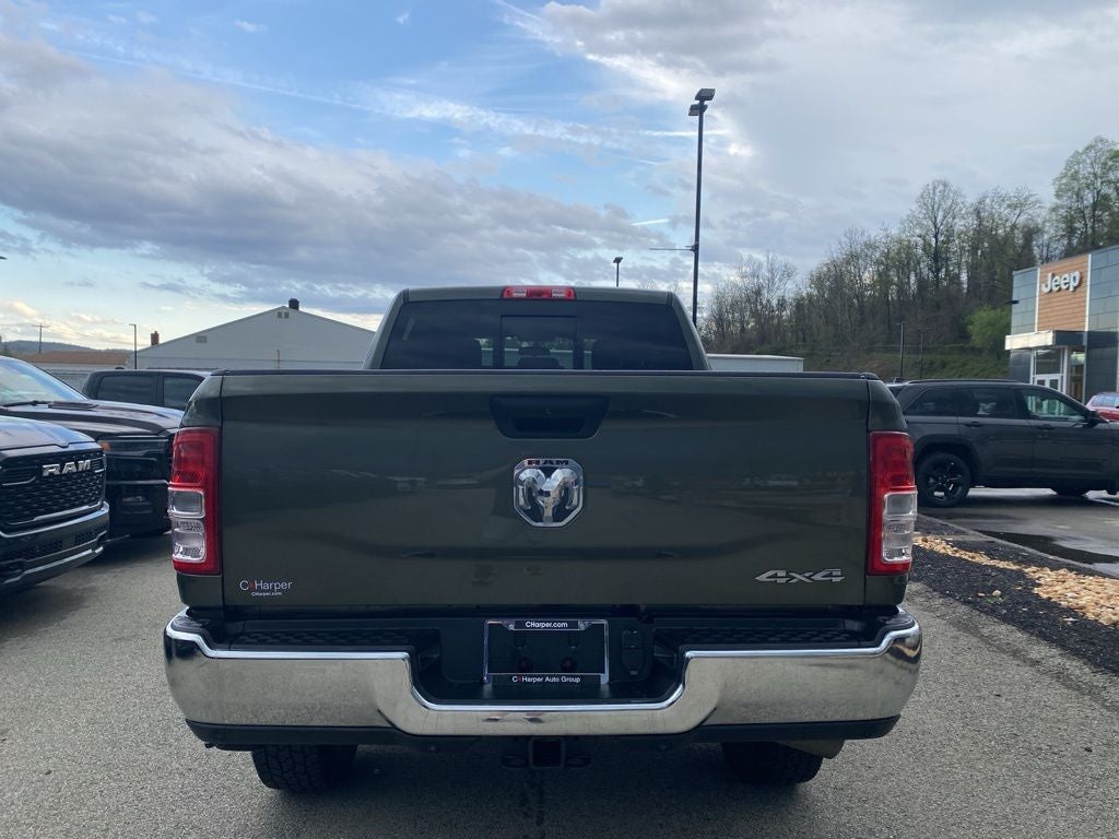 2020 RAM 2500 Tradesman Crew Cab 4x4 6'4' Box