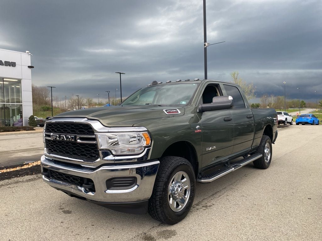 2020 RAM 2500 Tradesman Crew Cab 4x4 6'4' Box
