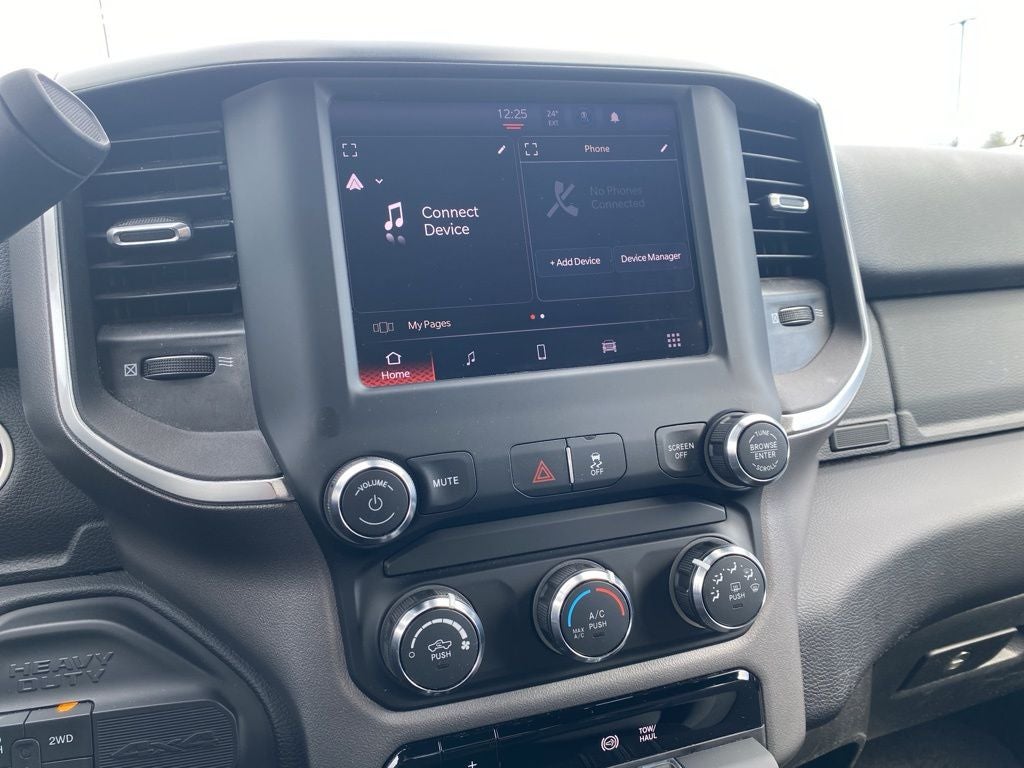 2024 RAM 2500 Big Horn Crew Cab 4x4 6'4' Box