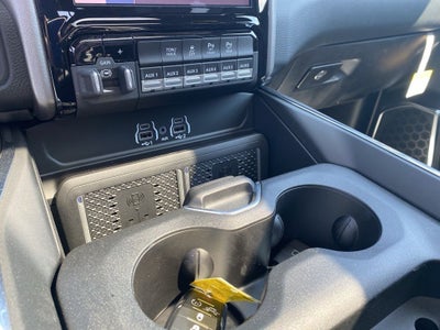 2026 RAM 2500 RAM 2500 LARAMIE CREW CAB 4X4 6'4' BOX