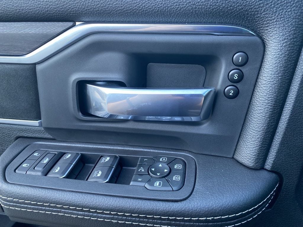 2026 RAM 2500 RAM 2500 LARAMIE CREW CAB 4X4 6'4' BOX