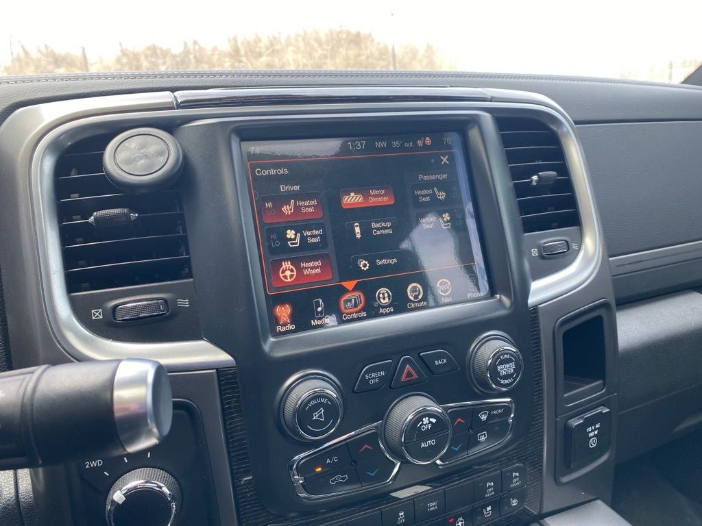 2017 RAM 2500 Limited Crew Cab 4x4 6'4' Box