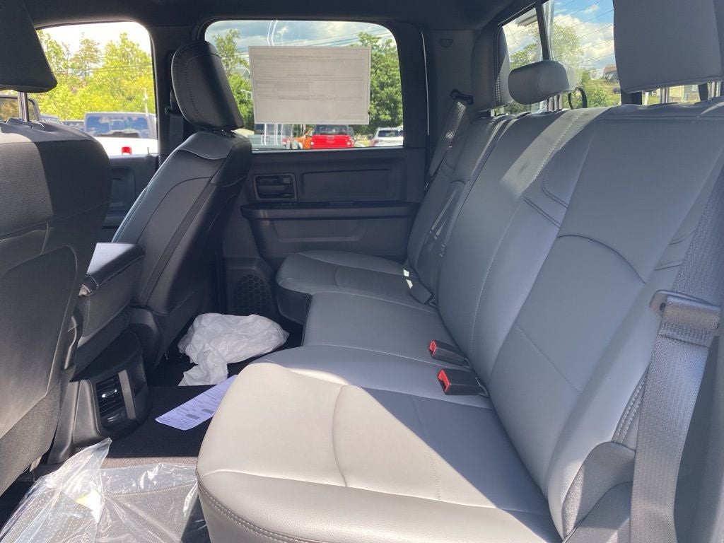 2026 RAM 2500 RAM 2500 TRADESMAN CREW CAB 4X4 8' BOX