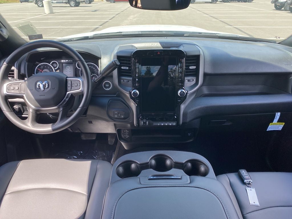 2026 RAM 2500 RAM 2500 TRADESMAN CREW CAB 4X4 8' BOX