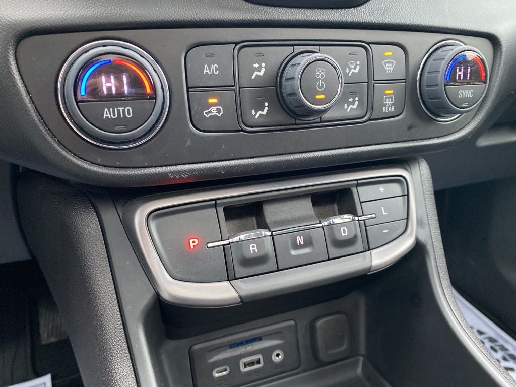 2024 GMC Terrain AWD AT4