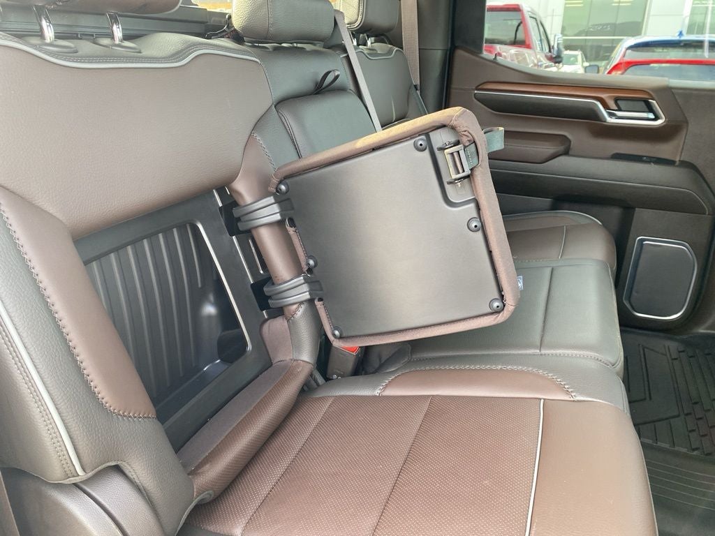 2023 GMC Sierra 1500 4WD Crew Cab Short Box Denali