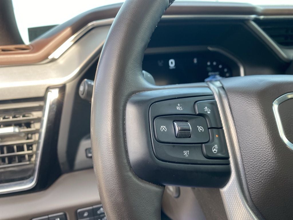 2023 GMC Sierra 1500 4WD Crew Cab Short Box Denali