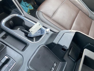 2023 GMC Sierra 1500 4WD Crew Cab Short Box Denali